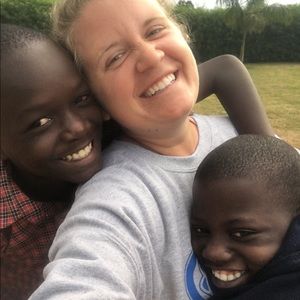 Meet your Posher, Laura